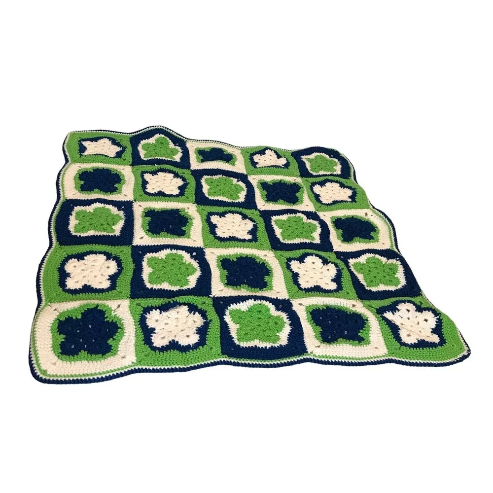Vintage crochet ‎ baby blanket